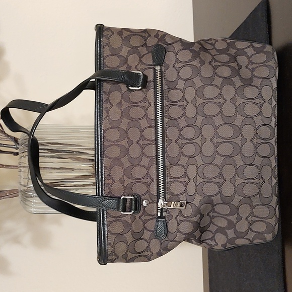 Coach Mini Tote, EUC - Picture 5 of 9